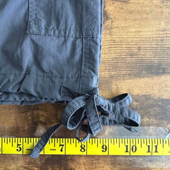 World Wide Sportsman Capri Pant 6 Gray Pockets Hike Fishing Gorpcore Outdoor - Picture 5 of 9